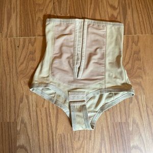 Bellefit postpartum girdle size small